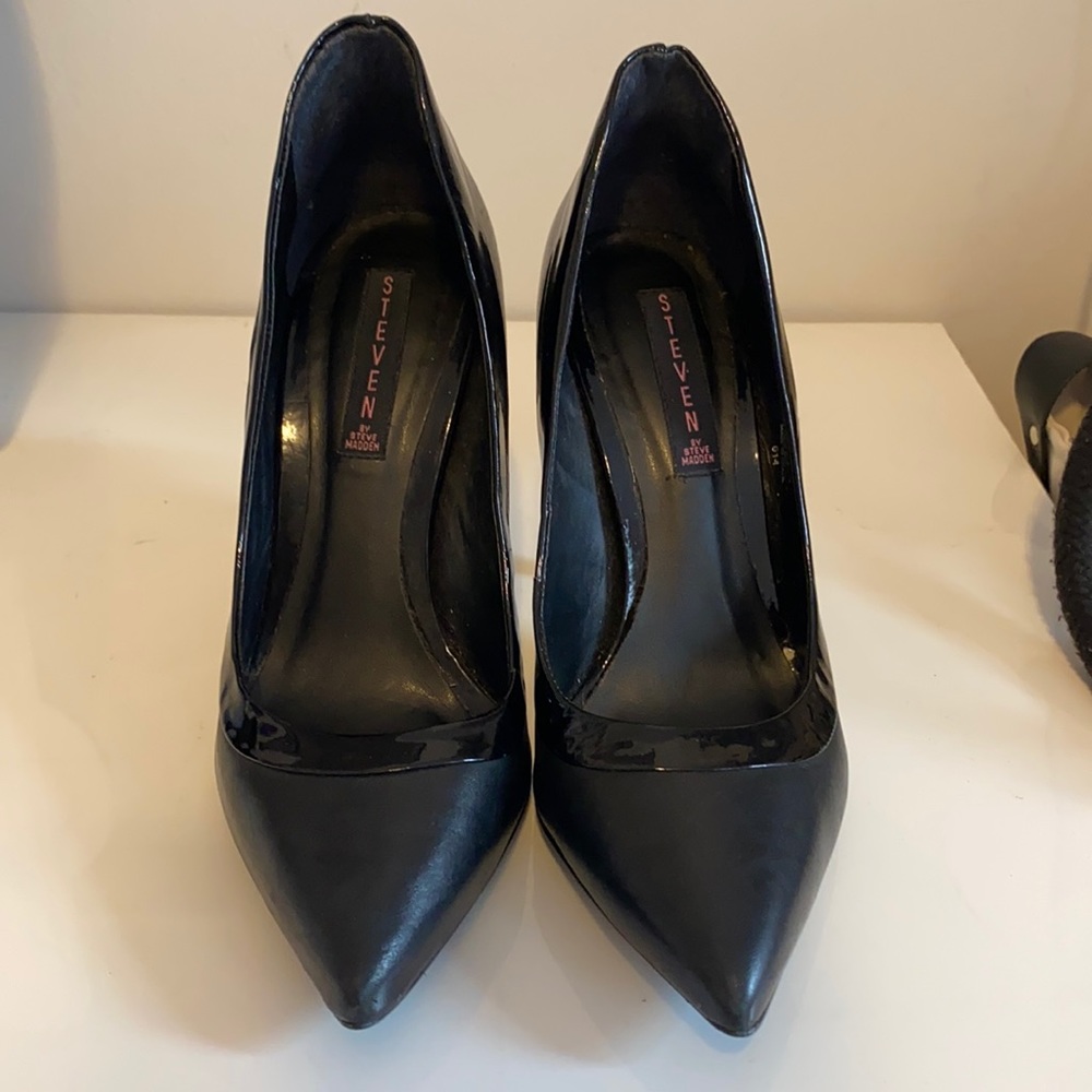 Sz 9 STEVEN by Steve Madden AfterDark Leather Pump